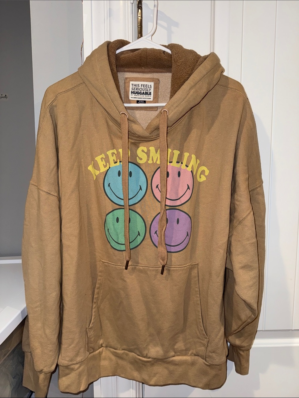 American Eagle Outfitters Tan Crewneck Hoodie with Multicolor Smiley Graphic